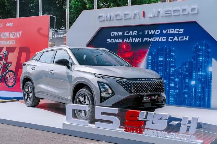 Phiên bản hybrid Omoda C5 SHS-H - Ảnh: OJV