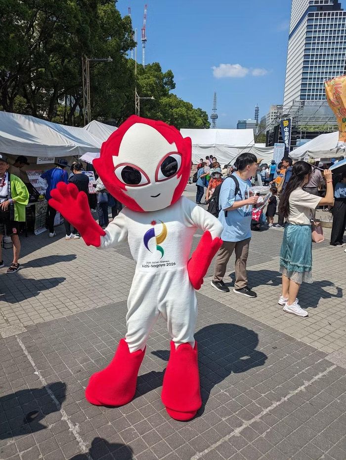 Linh vật của ASIAD 2026 trên đường phố Nagoya. Ảnh: Wikipedia