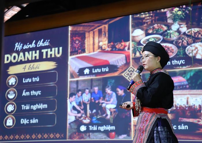 Các thí sinh trong các phần thi gắn liền với bản sắc địa phương (Ảnh: Đ.Hải)