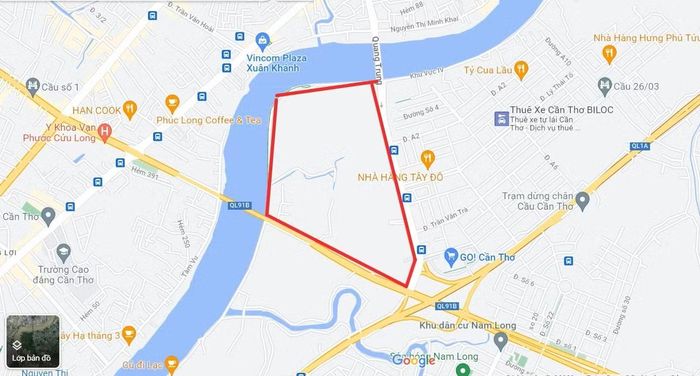 Vị trí 1 tại khu Trung tâm Văn hóa Tây Đô ven sông Cần Thơ, phường Hưng Phú. Vị trí này đã được quy hoạch làm trung tâm hành chính mới của Cần Thơ tại các quy hoạch trước, chỉ cách Ninh Kiều 1 cây cầu.