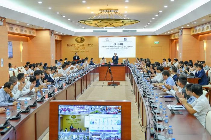 Hội nghị “Tăng cường khả năng tiếp cận vốn tín dụng cho doanh nghiệp nhỏ và vừa”, sáng 18/9.