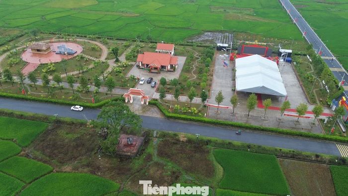 Khu di tích nơi thành lập cơ sở Đảng Cộng sản đầu tiên của tỉnh Thái Nguyên tại xã La Bằng (tỉnh Thái Nguyên).
