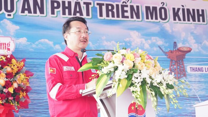 Ông Nguyễn Thiện Bảo - Tổng Giám đốc PVEP: Dự án phát triển mỏ Kình Ngư Vàng chuyển sang giai đoạn chế tạo trong thời gian ngắn là minh chứng cho thấy sự phối hợp hiệu quả giữa PVEP, PVEP-HCM và Vietsovpetro.