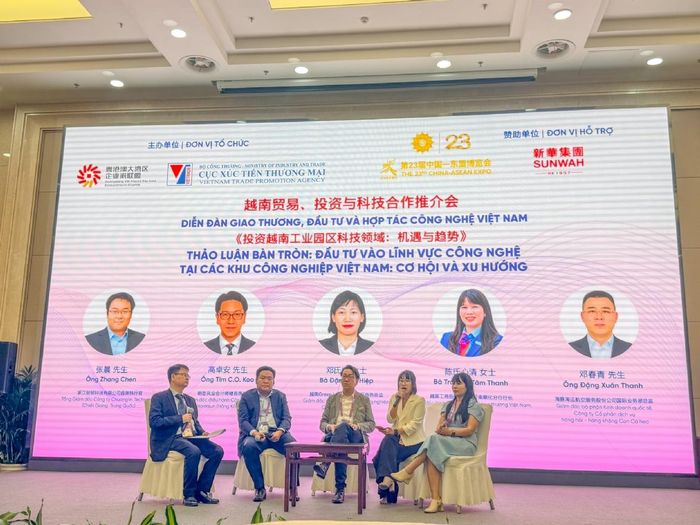 GiP tham gia thảo luận tại hội nghị.