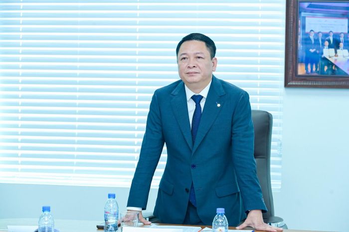 Ông Nguyễn Duy Giang, Phó Tổng Giám đốc PV Power, Chủ tịch HĐQT Công ty Cổ phần Điện LNG Quỳnh Lập phát biểu tại Đại hội.