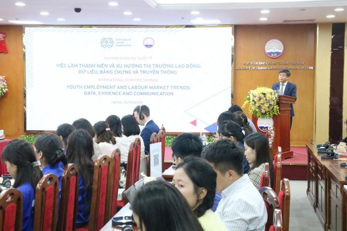 Tọa đàm do Tổ chức Lao động Quốc tế (ILO) phối hợp với Học viện Báo chí và Tuyên truyền tổ chức.