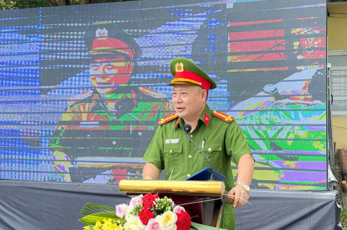 Đại tá Vũ Trung Hiếu, Ủy viên Ban Thường vụ Đảng ủy, Phó Giám đốc, Thủ trưởng Cơ quan Thi hành án hình sự, Cơ quan Quản lý tạm giữ, tạm giam phát biểu chỉ đạo.