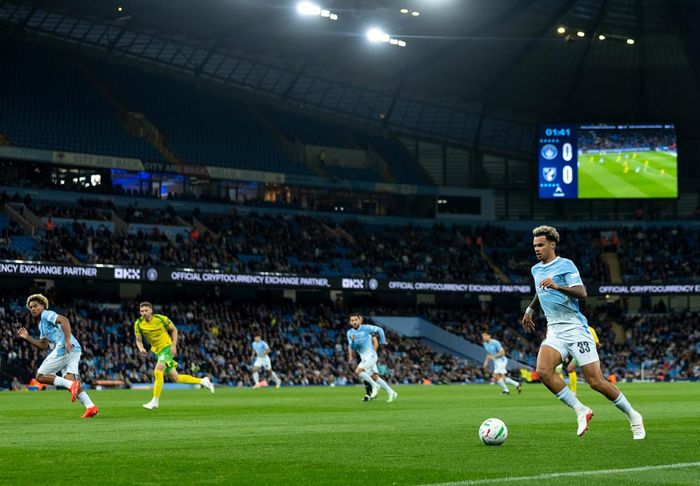 Man City ra sân với đội hình gồm nhiều cầu thủ dự bị nhưng vẫn áp đảo Norwich