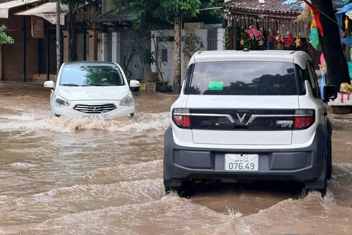 Điểm ngập cục bộ tại đường 19/5. Ảnh: Đình Hiếu