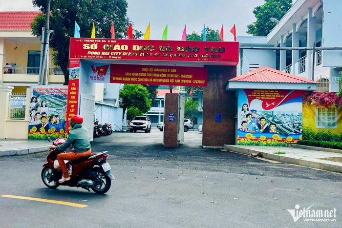 Sở GD-ĐT Đồng Nai nghiêm cấm lợi dụng danh nghĩa Ban đại diện cha mẹ học sinh để thu quỹ lớp. Ảnh: Hoàng Anh