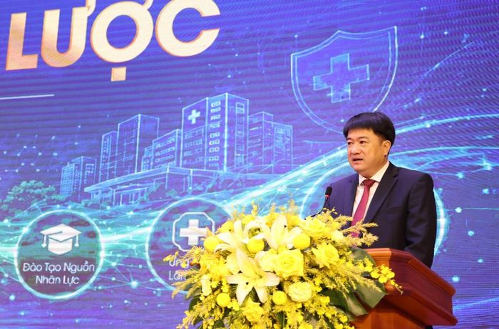 GS.TS Chu Hoàng Hà, Phó Chủ tịch Viện Hàn lâm Khoa học và Công nghệ Việt Nam phát biểu tại lễ ký kết. Ảnh: HP