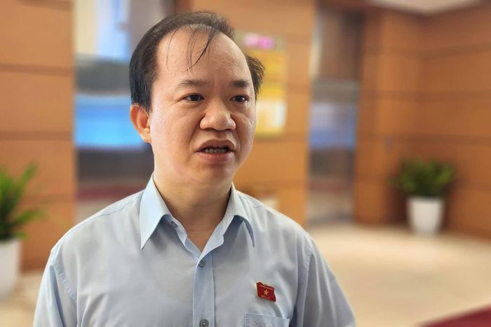 Ông Bùi Hoài Sơn