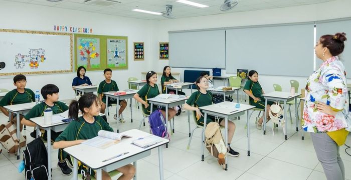 Học sinh tại ACVN được thụ hưởng di sản học thuật xuất sắc 170 năm từ Anh Quốc.