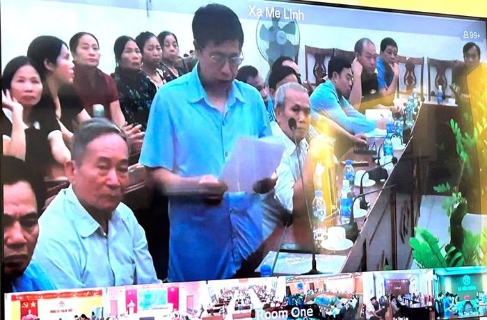 Người dân xã Mê Linh phát biểu ý kiến.