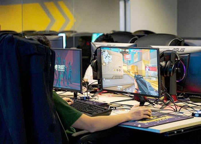 Hình ảnh tại một cơ sở kinh doanh game online.