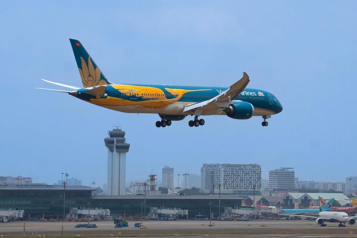 Huyền thoại chim Lạc cùng Vietnam Airlines sải cánh năm châu.