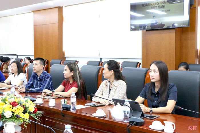 Đại diện Hiệp hội DNNVV, các tổ chức tín dụng và cộng đồng DNNVV trên địa bàn Hà Tĩnh tham dự hội nghị.