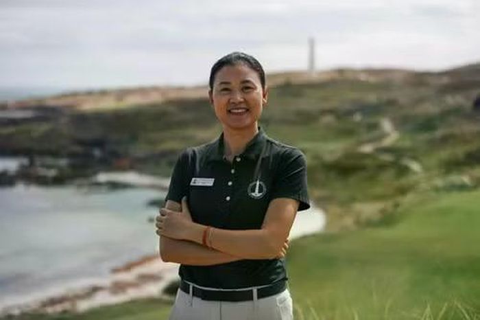 Bà Thuận Thị Thanh Quách, nữ Tổng Giám đốc người Việt Nam, là đại diện của Vinpearl Golf chịu trách nhiệm thiết lập hệ thống quản lý tại sân golf Cape Wickham Golf Links. (Ảnh: Cape Wickham)