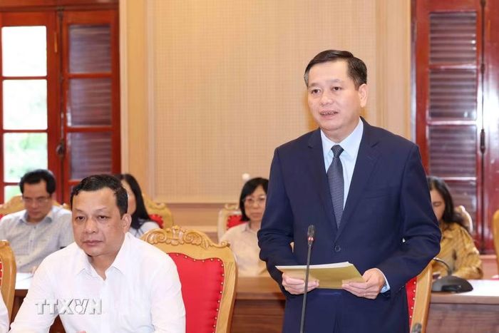 Đồng chí Nguyễn Long Hải, Ủy viên Trung ương Đảng, Phó Bí thư Thường trực Đảng ủy các cơ quan Đảng Trung ương phát biểu tại hội nghị. (Ảnh: Phương Hoa/TTXVN)