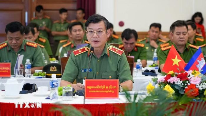 Thiếu tướng Vũ Như Hà, Giám đốc Công an tỉnh Tây Ninh, phát biểu kết luận Hội nghị. (Ảnh: Minh Phú/TTXVN)