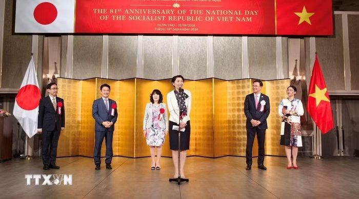 Hạ nghị sỹ Obuchi Yuko, Chủ tịch Liên minh nghị sỹ hữu nghị Nhật-Việt, phát biểu chúc mừng ngày Quốc khánh Việt Nam. (Ảnh: Bùi Hà/TTXVN)