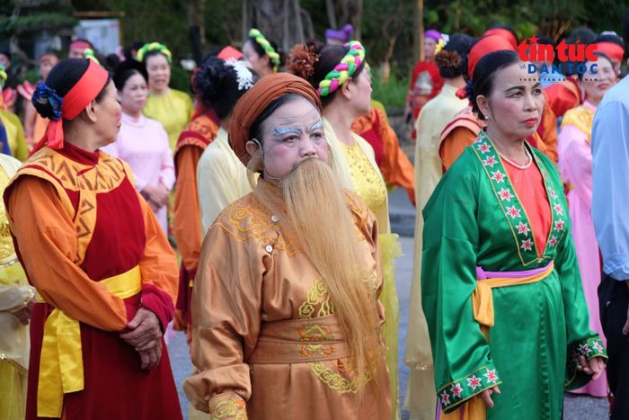 Cách tiếp cận mới đã đưa nghệ thuật truyền thống đến gần hơn với công chúng đương đại.