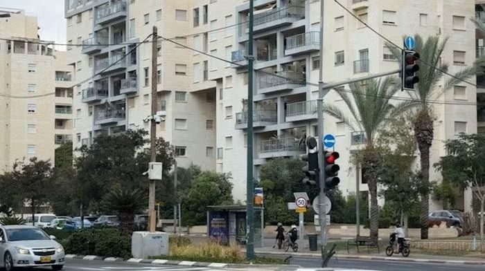 Camera giám sát giao thông ở Tel Aviv.