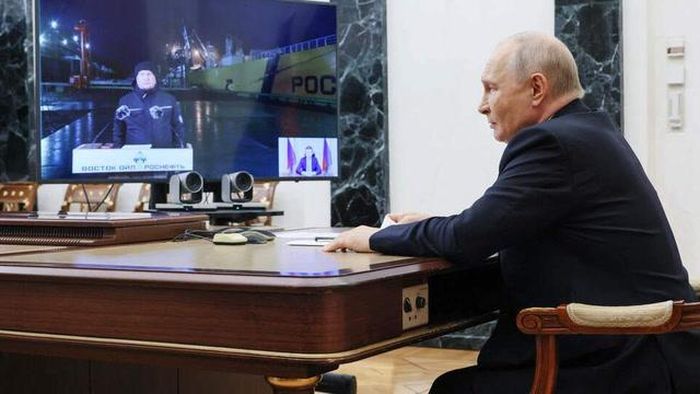 Tổng thống Nga Vladimir Putin tham dự lễ khởi động dự án Vostok Oil của công ty dầu khí Rosneft qua cầu truyền hình tại Moscow, ngày 5/9/2026. Ảnh: Luxembourg Times