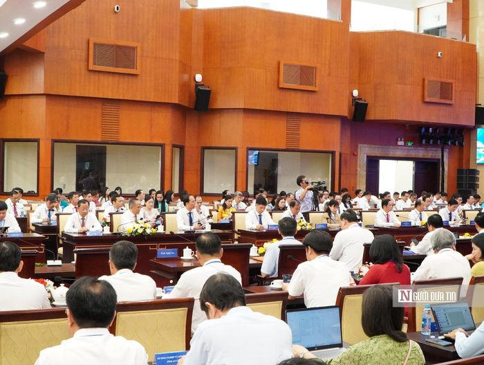 Toàn cảnh hội nghị.