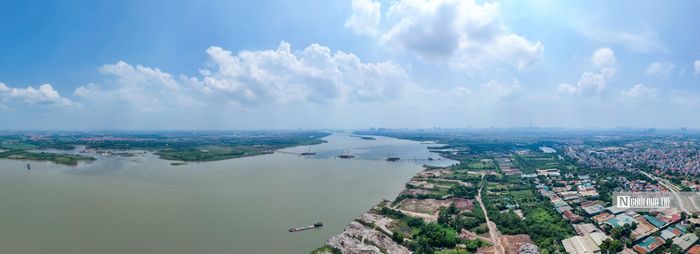 Cầu Thượng Cát được thiết kế là cầu dây văng hiện đại với tổng chiều dài toàn tuyến hơn 5,2km, trong đó phần cầu chính dài khoảng 3,9km. Đoạn vượt sông Hồng dài 780m gồm 3 nhịp lớn, tạo điểm nhấn kiến trúc mới trên tuyến Vành đai 3,5 của Hà Nội.