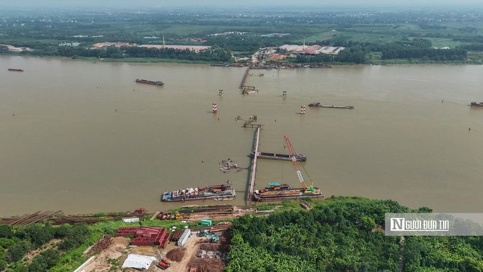 Dự án đầu tư xây dựng cầu Vân Phúc vượt sông Hồng nối Thành phố Hà Nội và tỉnh Phú Thọ có tổng mức đầu tư 3.443 tỷ đồng. Theo thiết kế, toàn tuyến có chiều dài 7,77km, đạt tiêu chuẩn đường cấp III đồng bằng với vận tốc thiết kế 80km/giờ.