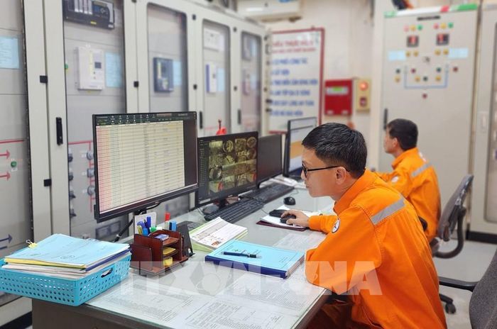 Trung tâm Điều khiển của Công ty Điện lực Cao Bằng. Ảnh: TTXVN phát