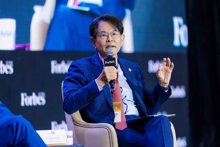 Ông Kim Byoungho - Chủ tịch Hội đồng Quản trị HDBank tại Diễn đàn Kinh doanh Forbes Việt Nam 2026. Ảnh: Bnews phát
