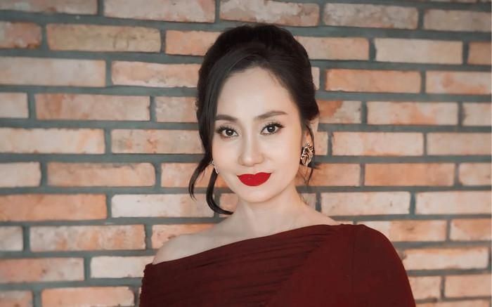 Không thường xuyên đứng ở vị trí trung tâm, NSƯT Hạnh Thúy vẫn tạo dấu ấn bằng hàng loạt vai diễn trong những tác phẩm ăn khách.