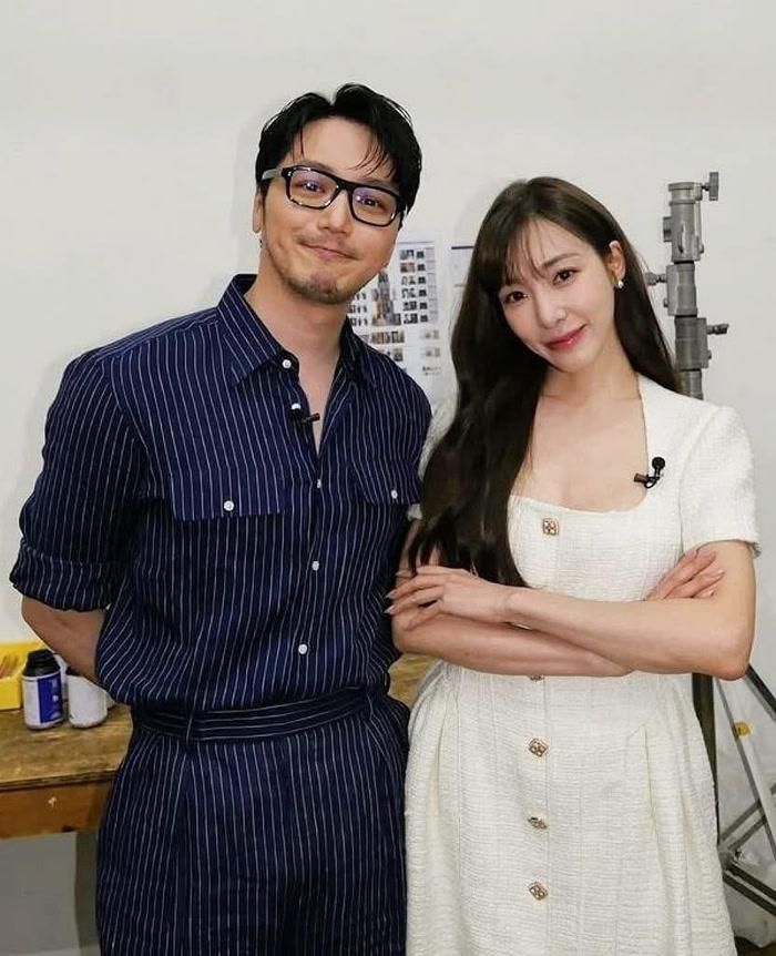 Byun Yo Han và Tiffany bén duyên sau khi cùng tham gia series Uncle Samsik của Disney+ năm 2024. 