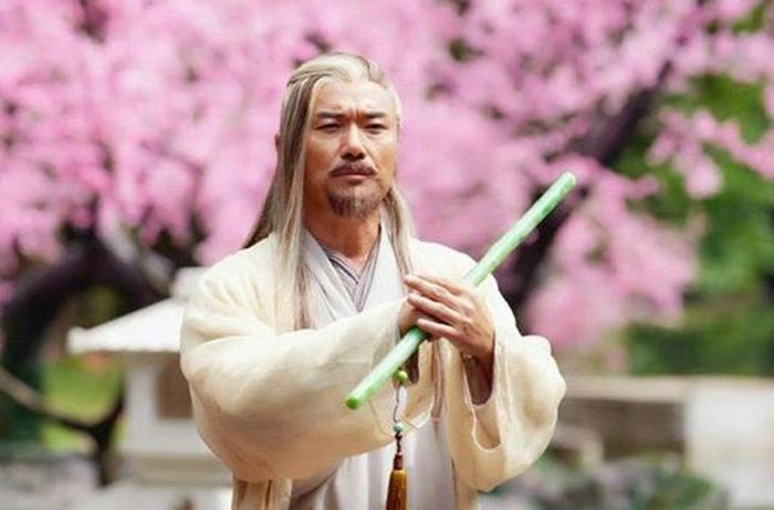 Tính cách ngông nghênh, không câu nệ khuôn phép khiến Hoàng Dược Sư trở thành nhân vật khác biệt trong thế giới Kim Dung.