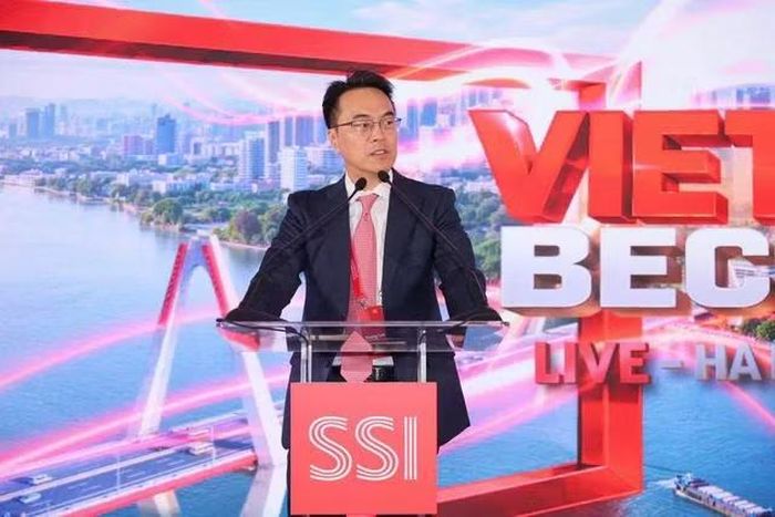  Young Lee, Giám đốc Điều hành Morgan Stanley 