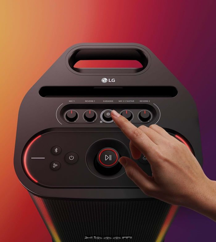 AI Karaoke Master cùng AI Vocal Remover đưa mọi bài hát yêu thích vào trải nghiệm karaoke trên LG xboom Stage 501.