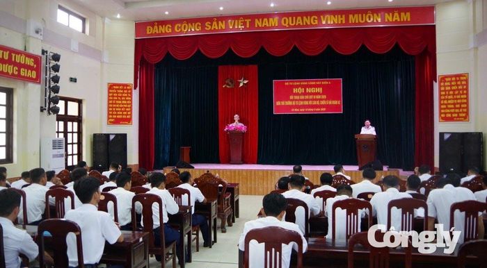 Quang cảnh hội nghị
