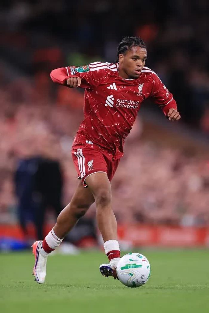 Ngôi sao trẻ của Liverpool, Rio Ngumoha, cũng đã lọt vào danh sách. Ảnh: Getty