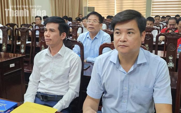 Đại diện Ngân hàng Nhà nước khu vực 7 tham dự hội nghị trực tuyến.