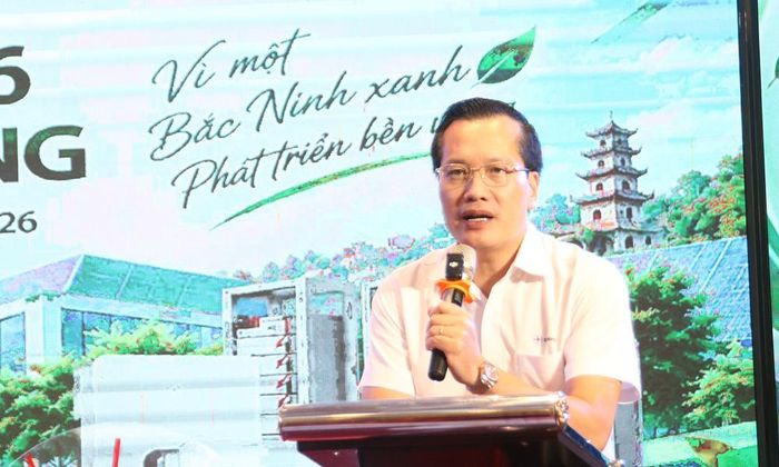 Phó Giáo sư, Tiến sĩ Bùi Xuân Hồi phân tích về nhu cầu sử dụng điện của doanh nghiệp, người dân hiện nay.