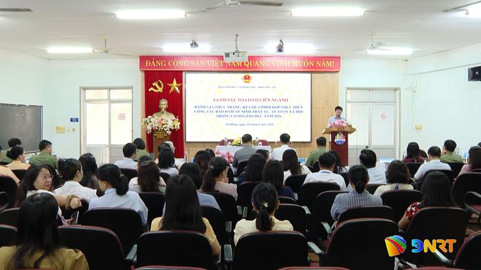 Quang cảnh tọa đàm. Ảnh: PHƯƠNG HUY