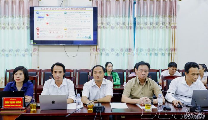 Đại biểu tham dự hội nghị