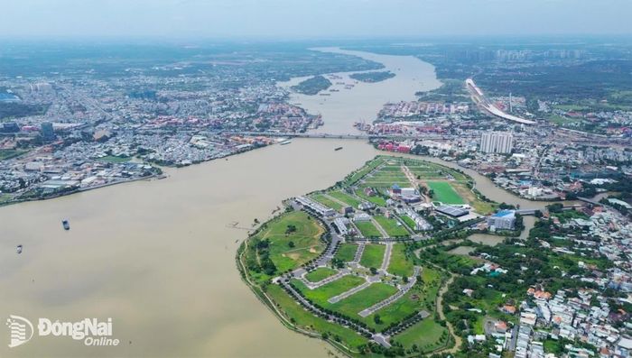 Khu đô thị ven sông Đồng Nai, thành phố Đồng Nai. Ảnh: A.L