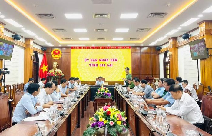  Quang cảnh cuộc họp. Ảnh: Hồng Thương 