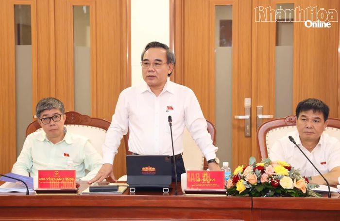 Đồng chí Lê Hữu Trí phát biểu tại buổi làm việc. 