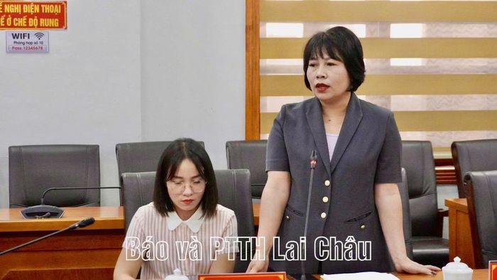 Đại diện doanh nghiệp góp ý vào dự thảo.