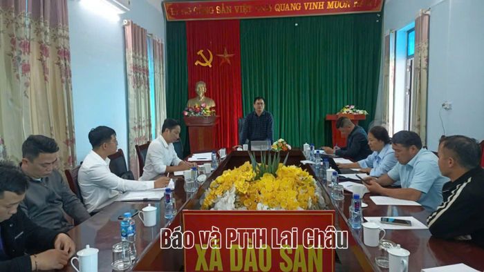 Đoàn công tác của Ban Chỉ đạo phát triển kinh tế tập thể tỉnh làm việc với Ban Chỉ đạo phát triển kinh tế tập thể xã Dào San.