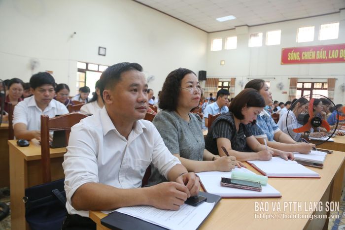 Các học viên tham dự hội nghị tập huấn